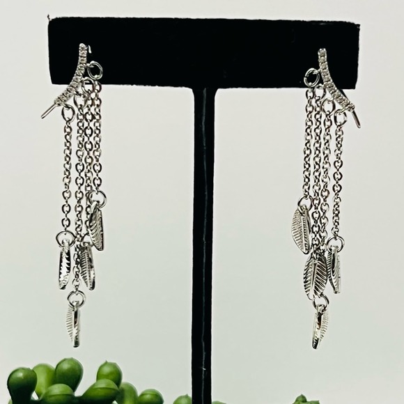 Danielle Nicole Boho Crawler Earrings Leaf Dangle Rhinestone Festival NWT - Picture 3 of 7